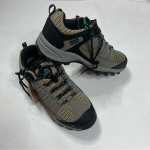 Women's Athletic Hiking Shoes - Black and Tan